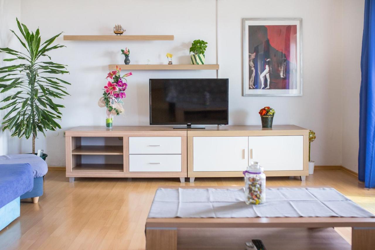 Apartment Jadranka Brist Ngoại thất bức ảnh