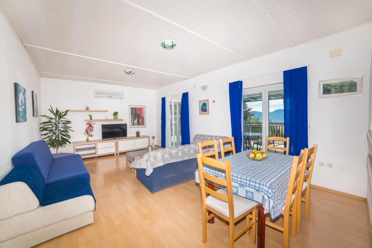 Apartment Jadranka Brist Ngoại thất bức ảnh