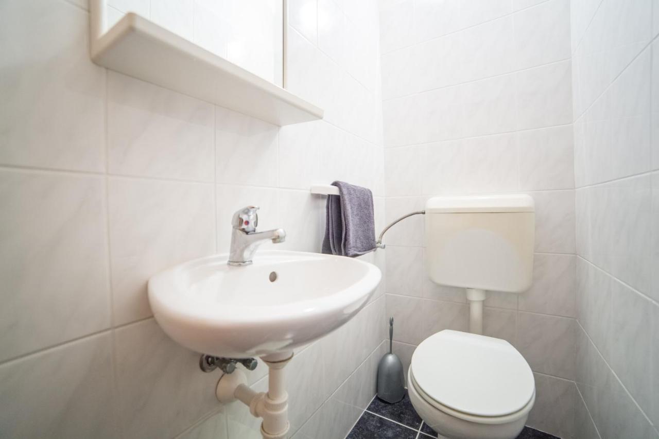 Apartment Jadranka Brist Ngoại thất bức ảnh